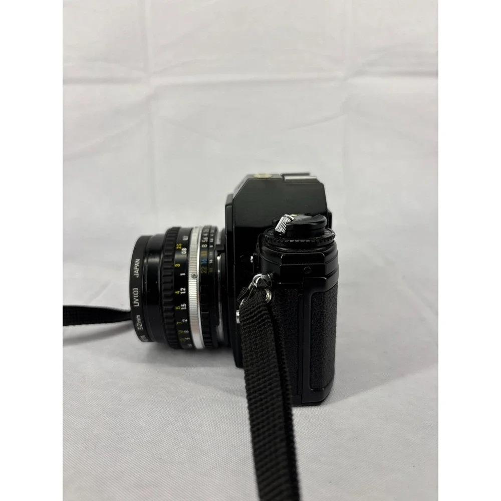 Nikon EM 35mm Film SLR Camera 50mm f/1.8 Lens Black Compact Vintage Japan